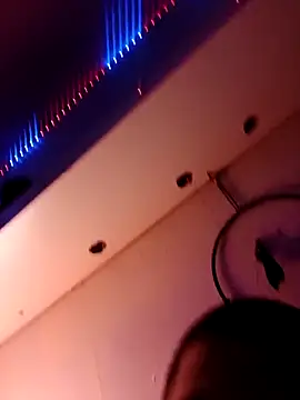 Snapshot of JNTre chatting on 02/24/26, 04:10 JNTre online show from 02/24/26, 04:10