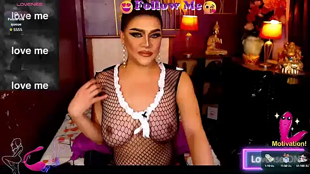 BombshellMARIA online show from 10/03/25, 12:13