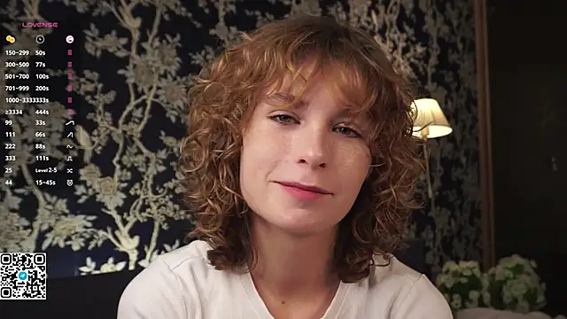 Snapshot of BellaReppert chatting on 11/05/25, 08:25 BellaReppert online show from 11/05/25, 08:25