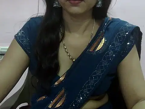 Laila Cute online show from 04/21/26, 05:17