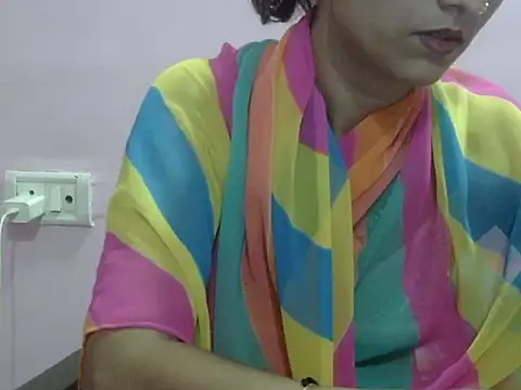 Laila Cute online show from 05/11/26, 05:10