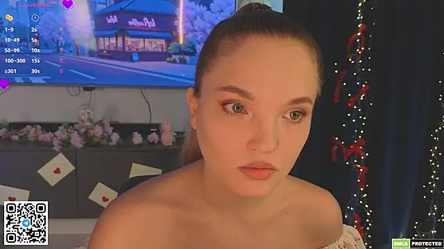 JulieLupo online show from 04/12/26, 07:13