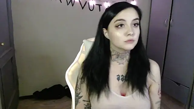 Rin andersonn online show from 11/25/25, 07:58