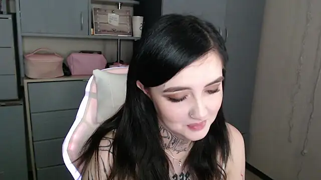 Rin andersonn online show from 12/18/25, 01:00