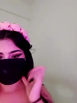 hot inaas online show from 11/14/25, 11:24