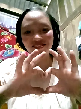 Minkine022 online show from 12/20/25, 07:15