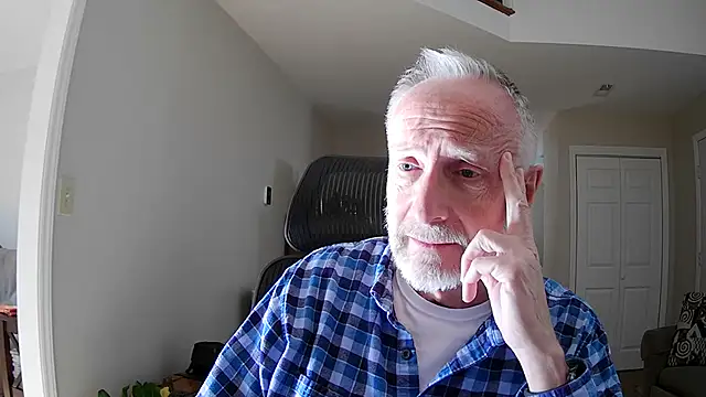 ApolloThrust online show from 11/05/25, 07:58