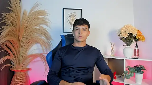 Thiago Connor21 online show from 04/25/26, 11:02