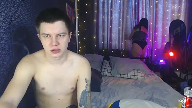 Snapshot of Mark_and_Wendy chatting on 12/18/25, 05:46 Mark and Wendy online show from 12/18/25, 05:46