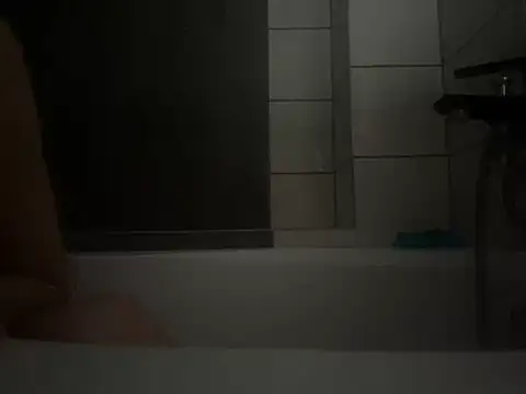 pleasedontpressaredburton online show from 10/27/25, 07:56