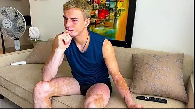 YummyGann online show from 11/29/25, 01:41