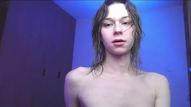 SophieDiamond Xx online show from 12/20/25, 09:16