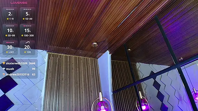 Matti sofia  online show from 10/25/25, 07:08