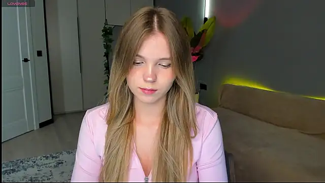 linakorvin online show from 04/13/26, 01:05