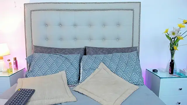 Emilysweet2 online show from 11/04/25, 05:56