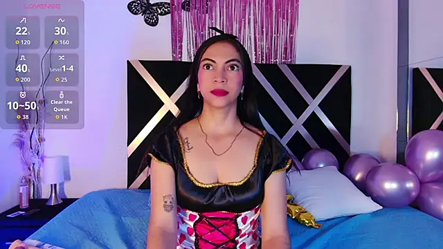 Snapshot of EvangelineBonet chatting on 10/31/25, 12:39 EvangelineBonet online show from 10/31/25, 12:39