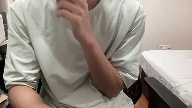 16hornydog online show from 10/07/25, 06:27