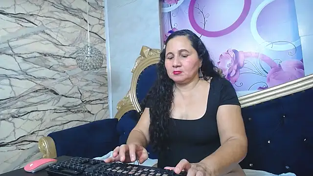 kimberly candy online show from 10/14/25, 07:36