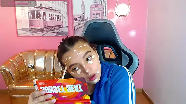 mia foster t online show from 12/20/25, 01:07