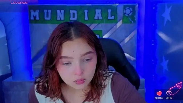 mia foster t online show from 07/06/26, 01:41