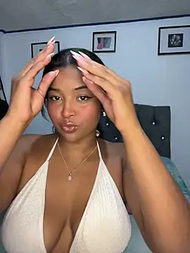 mitschellfox21 online show from 12/19/25, 04:08