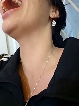 Jules Angel online show from 06/30/26, 11:06
