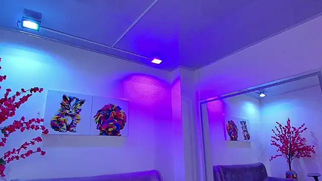 Summer miller online show from 10/23/25, 11:20