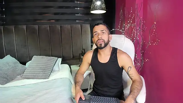 Lobo sex21 online show from 10/14/25, 07:36