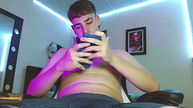 PapiNoha online show from 10/10/25, 05:17