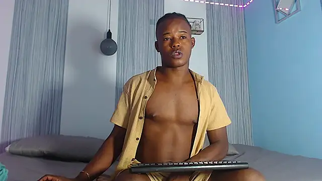 Snapshot of Dark_stallionX chatting on 11/07/25, 06:41 Dark stallionX online show from 11/07/25, 06:41