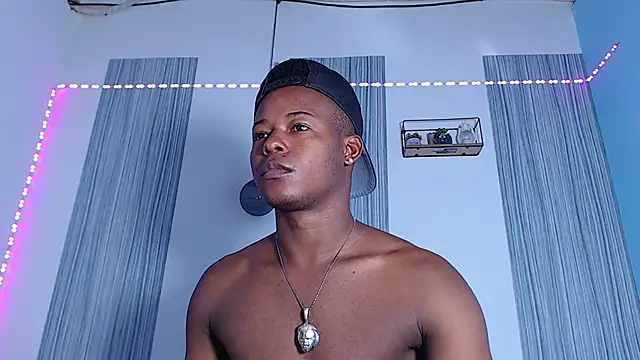 Snapshot of Dark_stallionX chatting on 11/27/25, 06:21 Dark stallionX online show from 11/27/25, 06:21