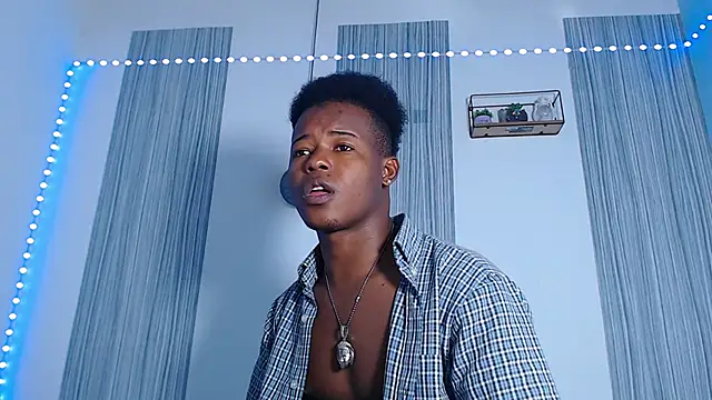 Snapshot of Dark_stallionX chatting on 12/02/25, 07:20 Dark stallionX online show from 12/02/25, 07:20