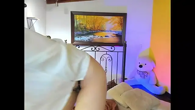 Zulyhenao online show from 11/23/25, 06:13