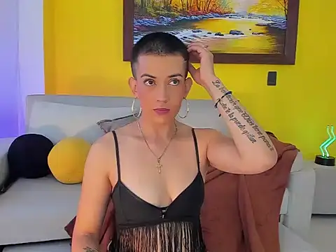 Zulyhenao online show from 01/16/26, 01:59