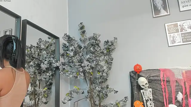 Nahomycarterr online show from 10/22/25, 07:35