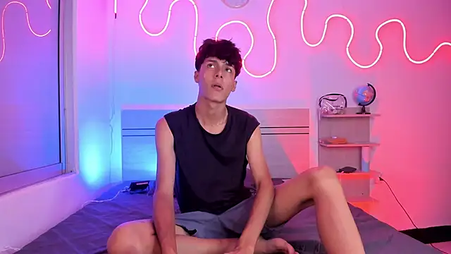 luccas ferreira online show from 10/28/25, 07:16