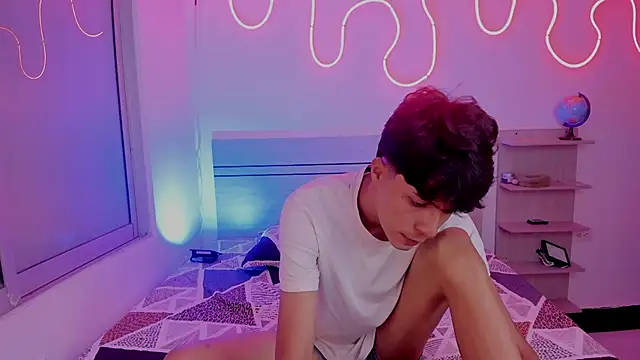 luccas ferreira online show from 11/25/25, 07:03