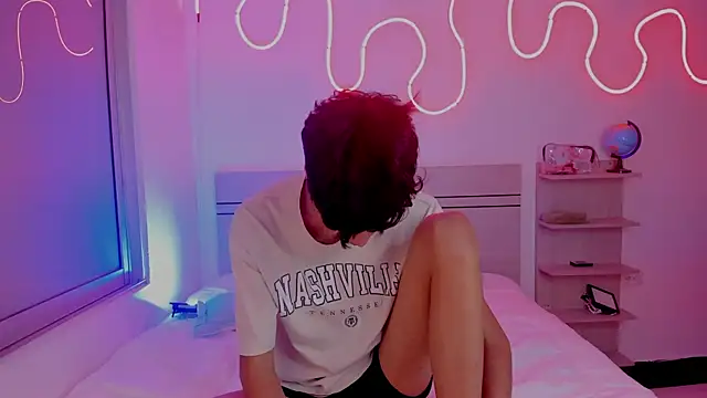 luccas ferreira online show from 12/04/25, 06:16