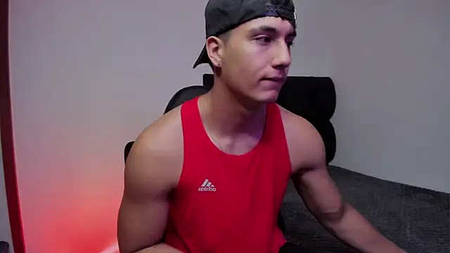 Snapshot of CHRIS_MORGAN1 chatting on 10/16/25, 01:50 CHRIS MORGAN1 online show from 10/16/25, 01:50