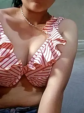  TranThao 05 online show from 10/08/25, 03:48