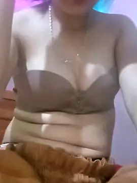  TranThao 05 online show from 10/13/25, 02:39