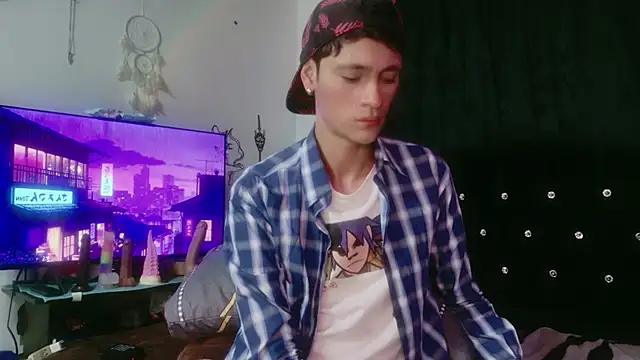 Tyler cat online show from 11/27/25, 04:14