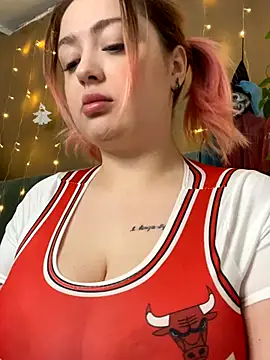 KellyMoors online show from 10/26/25, 01:22