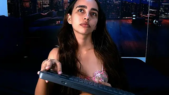 solarboom18 online show from 12/03/25, 07:45