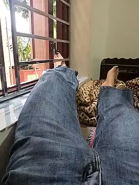 Lili 2love online show from 11/09/25, 01:37