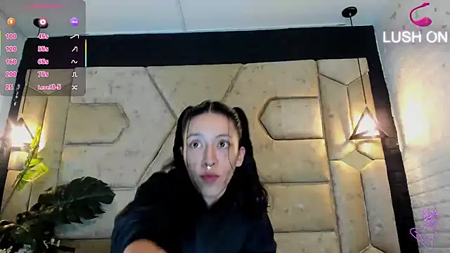 Snapshot of Julieta_Slav3 chatting on 07/10/26, 09:50 Julieta Slav3 online show from 07/10/26, 09:50