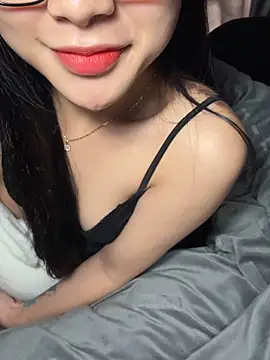 Linh5790 online show from 12/23/25, 07:39