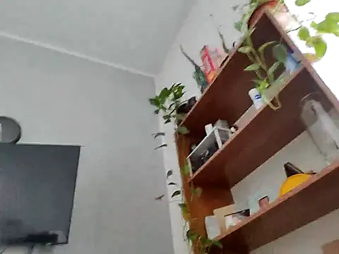 Snapshot of pasajuis chatting on 11/02/25, 10:28 pasajuis online show from 11/02/25, 10:28