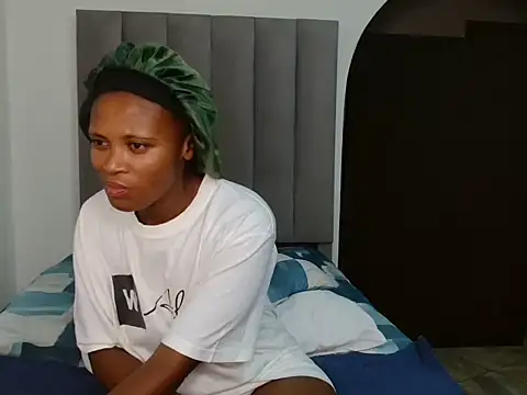 Sex bomb30 online show from 10/26/25, 09:21