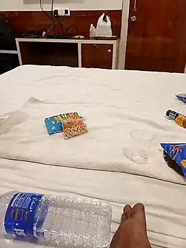 Snapshot of golugulu2024 chatting on 11/08/25, 04:18 golugulu2024 online show from 11/08/25, 04:18